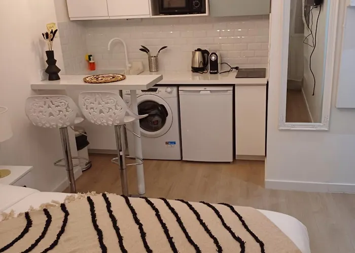 *cazotte Zola * Apartment