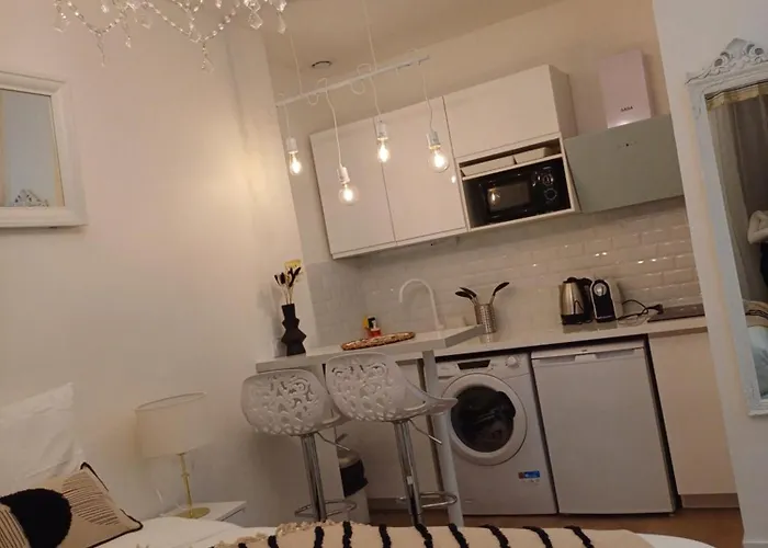 Apartment *cazotte Zola *